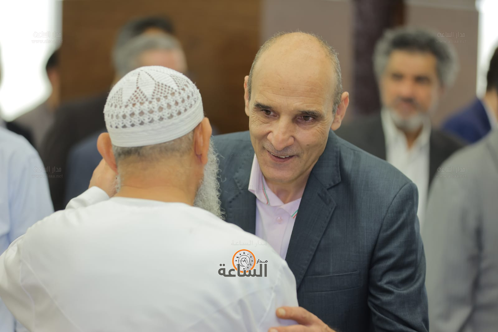 Madar Al-Saa Images 0.11415991868864961