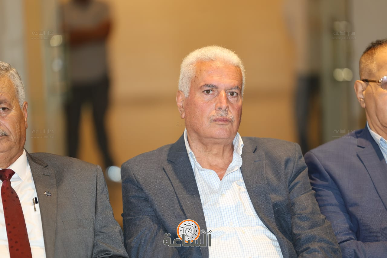 Madar Al-Saa Images 0.5876310280168192