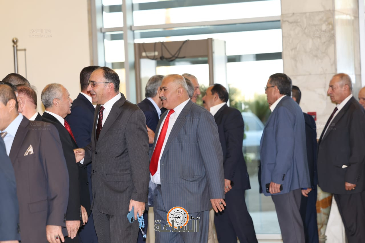 Madar Al-Saa Images 0.21992768716392108