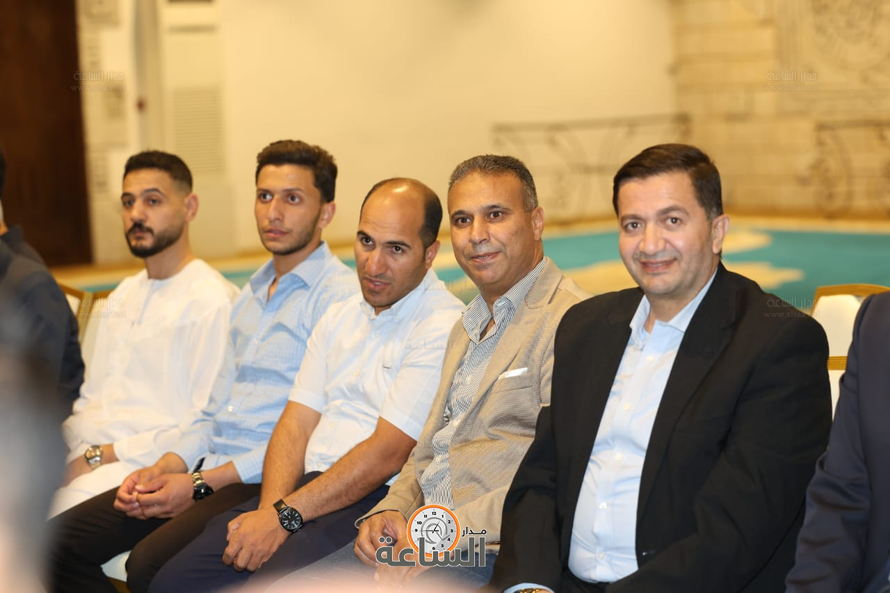 Madar Al-Saa Images 0.6899617411389828