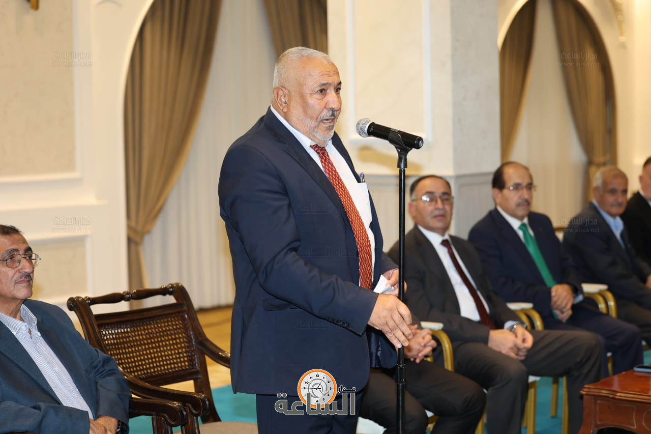 Madar Al-Saa Images 0.4475726765103033