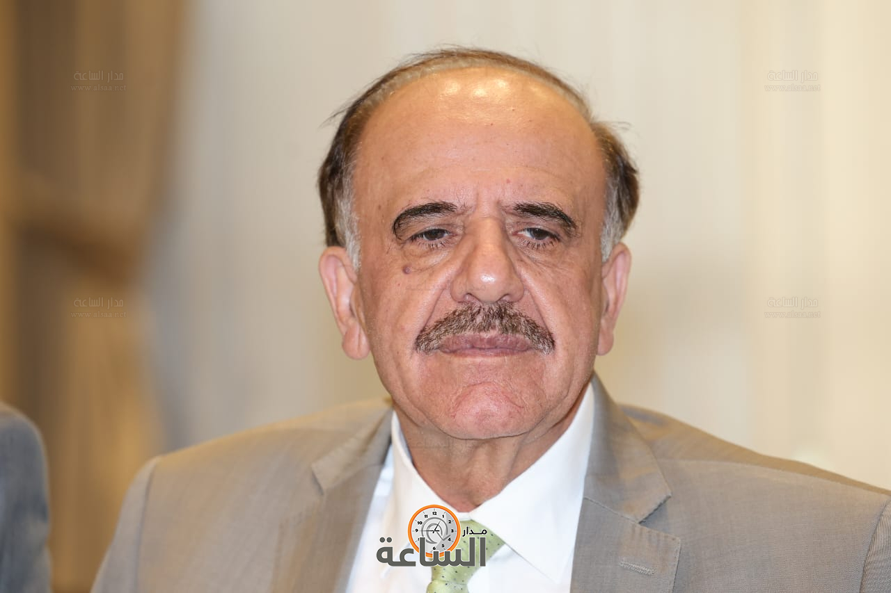 Madar Al-Saa Images 0.87438658639311