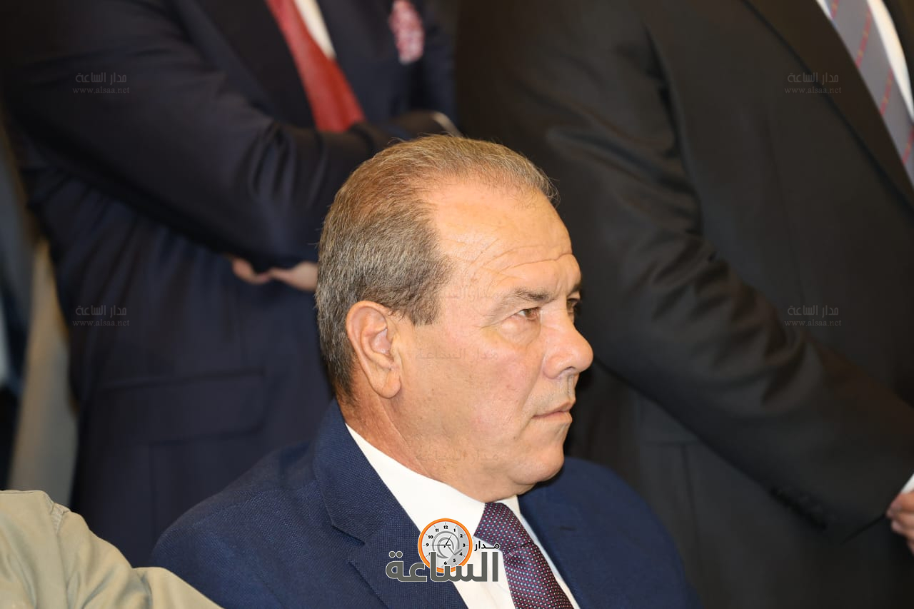 Madar Al-Saa Images 0.035677251097284035