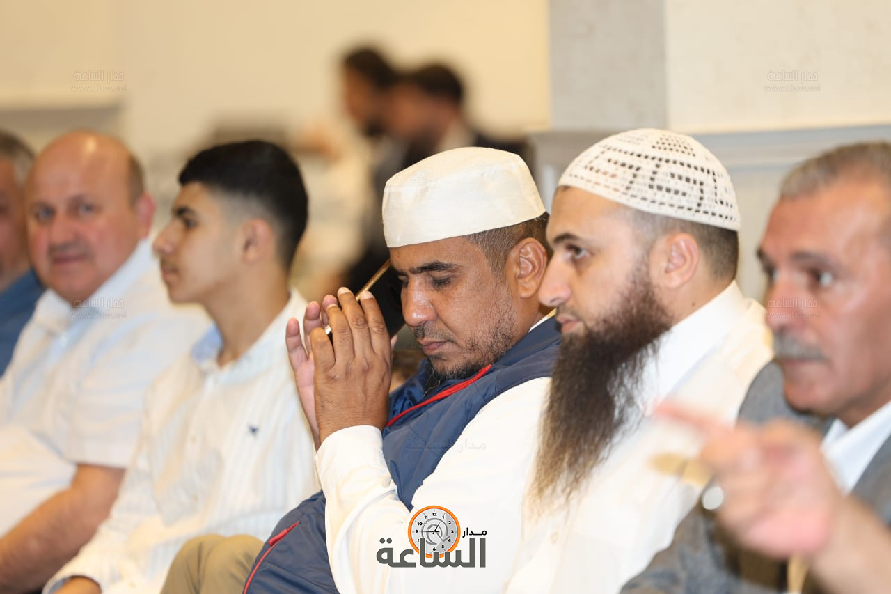 Madar Al-Saa Images 0.38928045147321055