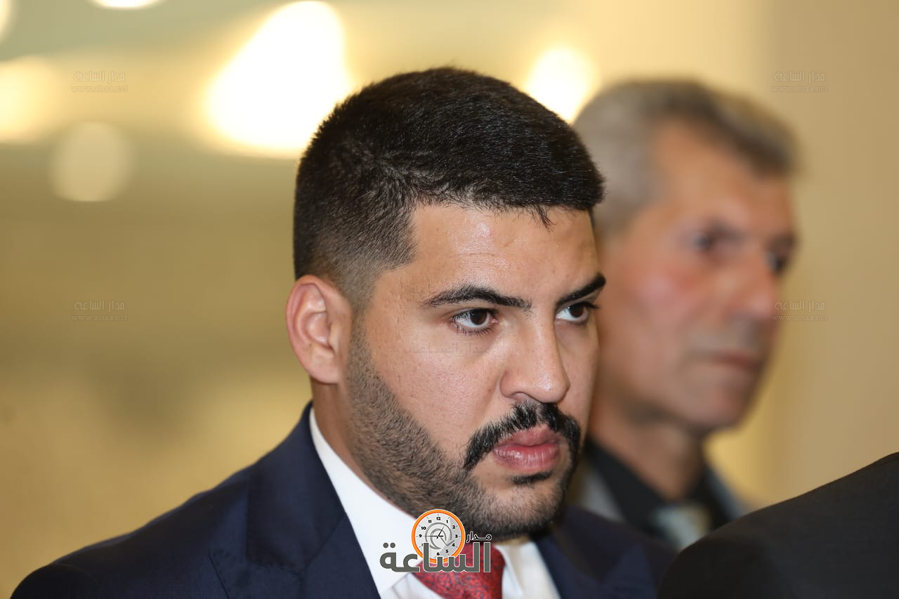 Madar Al-Saa Images 0.0466490787062962