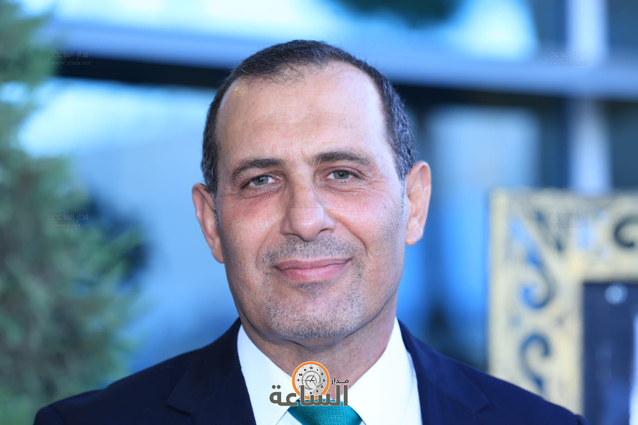 Madar Al-Saa Images 0.5730458357738358