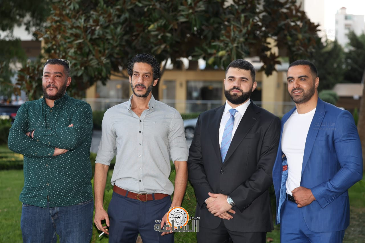 Madar Al-Saa Images 0.3956585022856063