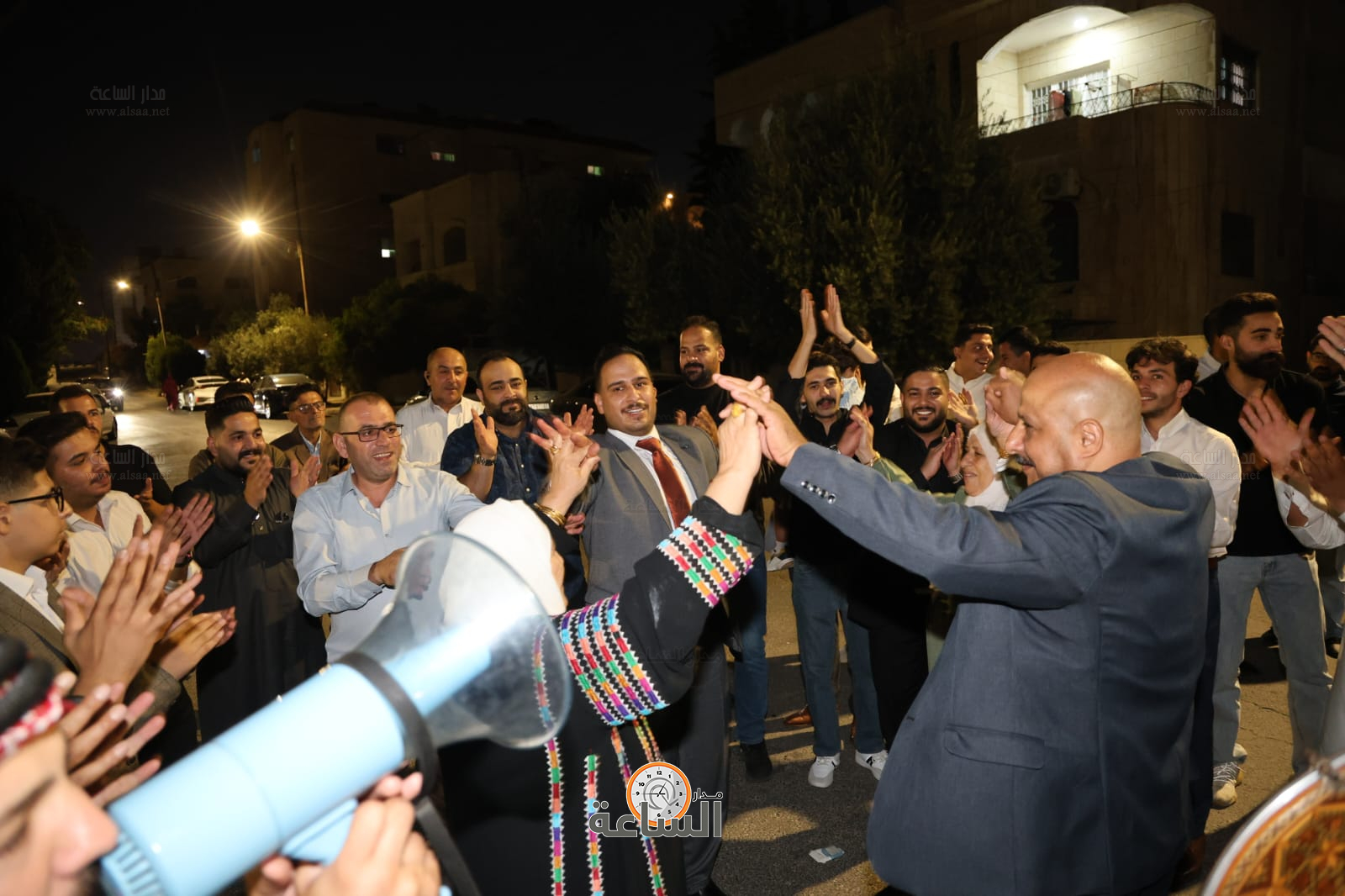 Madar Al-Saa Images 0.9759802927325277