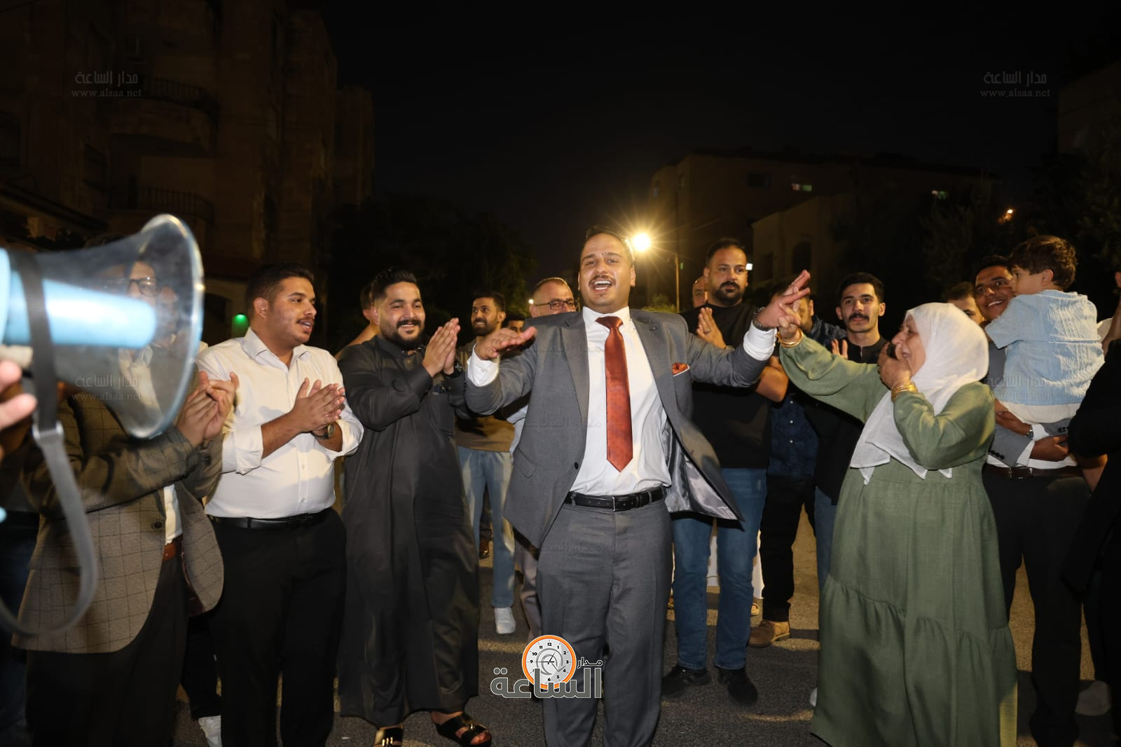 Madar Al-Saa Images 0.4913382350810269