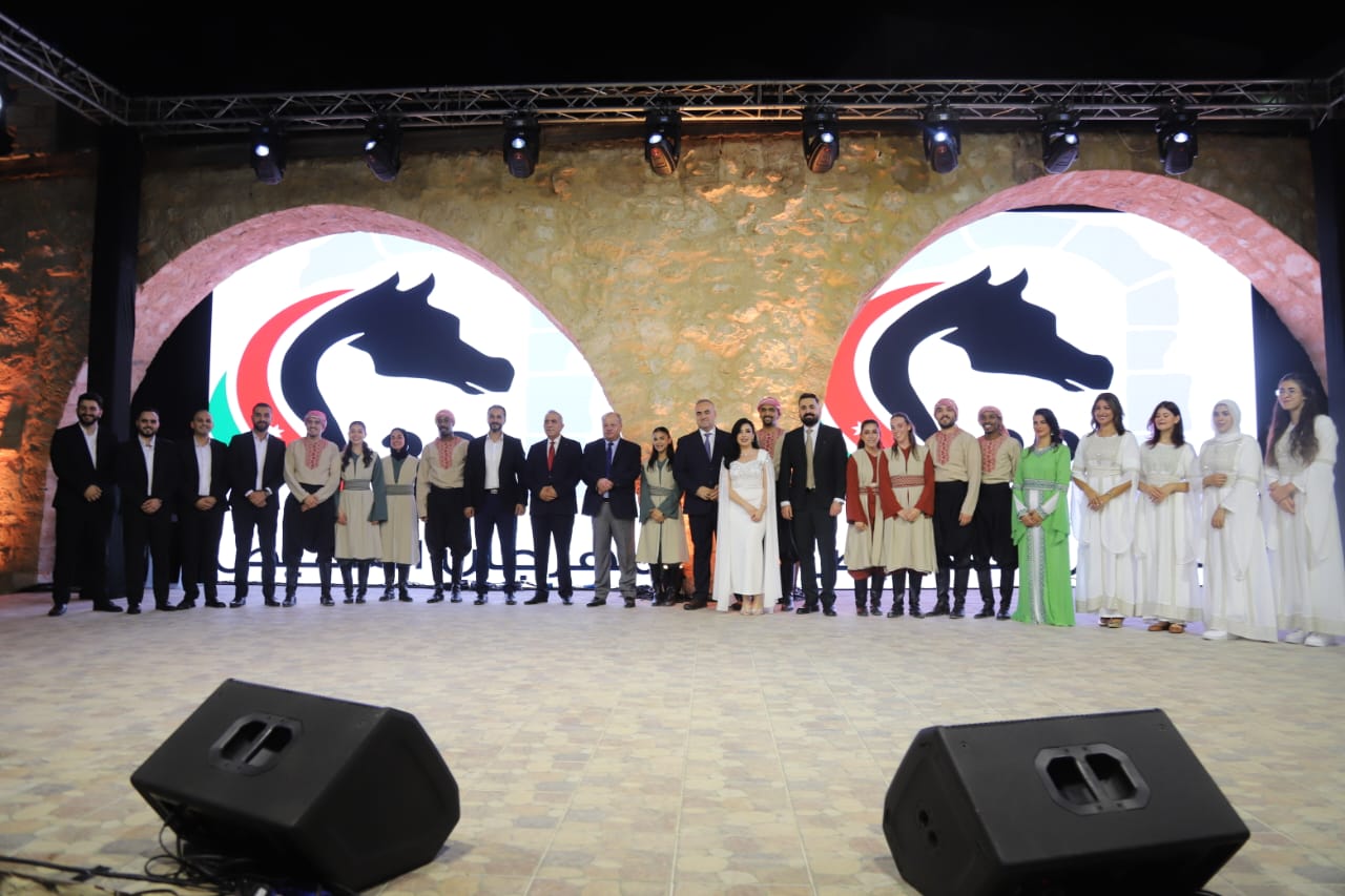 Madar Al-Saa Images 0.3498463798481265