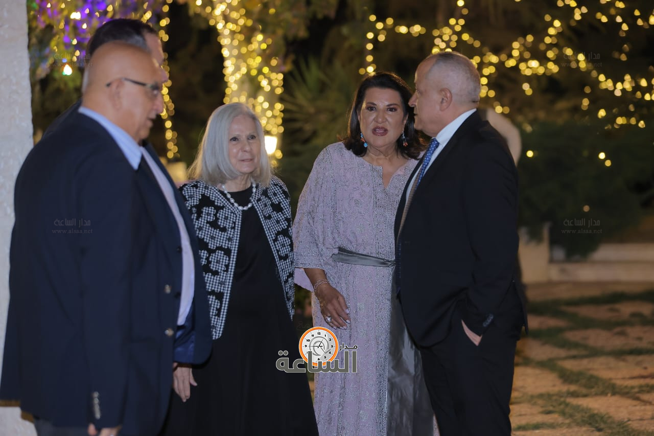 Madar Al-Saa Images 0.11323587287087844