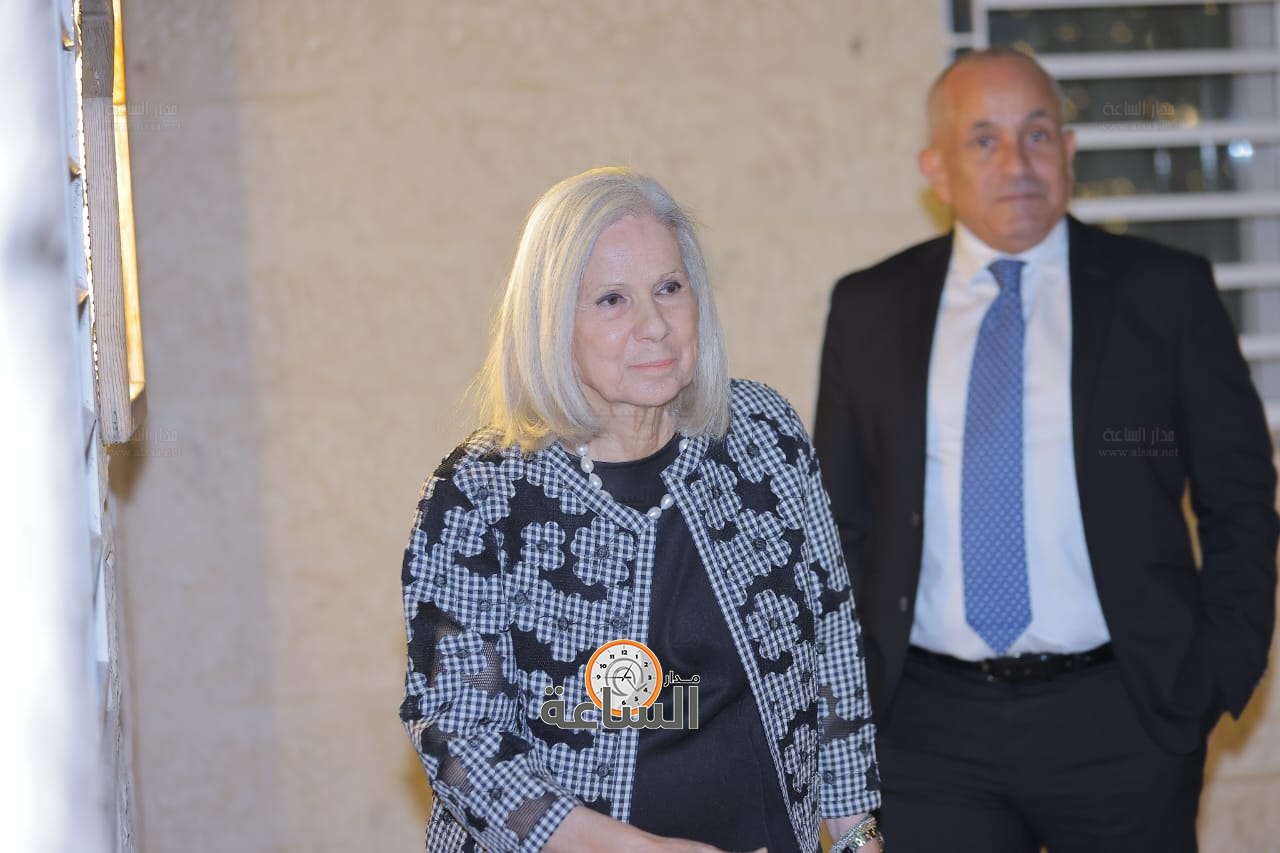 Madar Al-Saa Images 0.9356192984254098