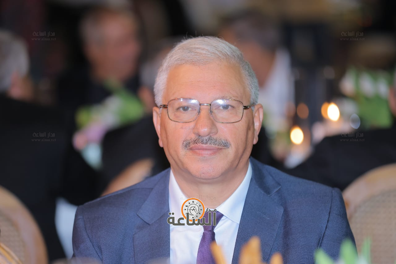 Madar Al-Saa Images 0.3739245230119178