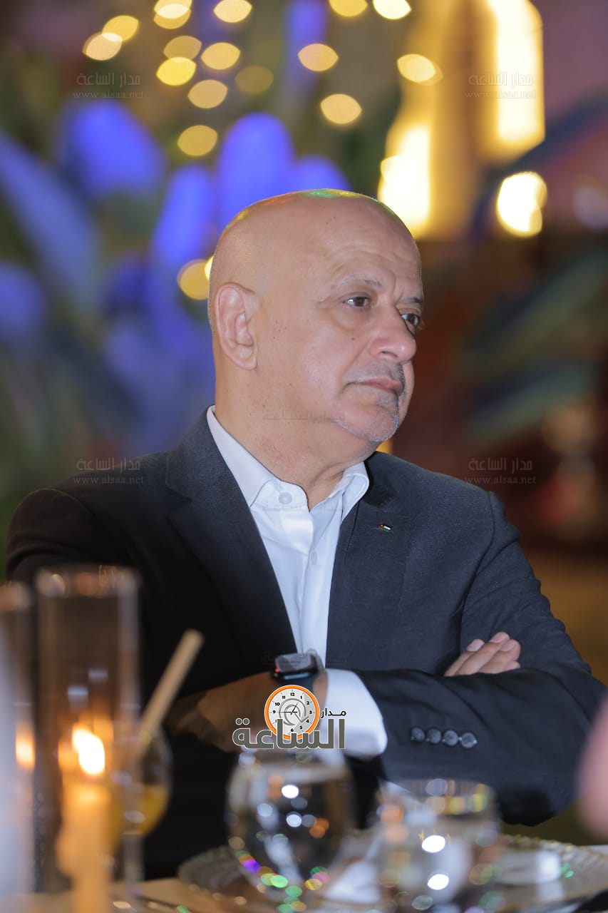 Madar Al-Saa Images 0.2814772224729537