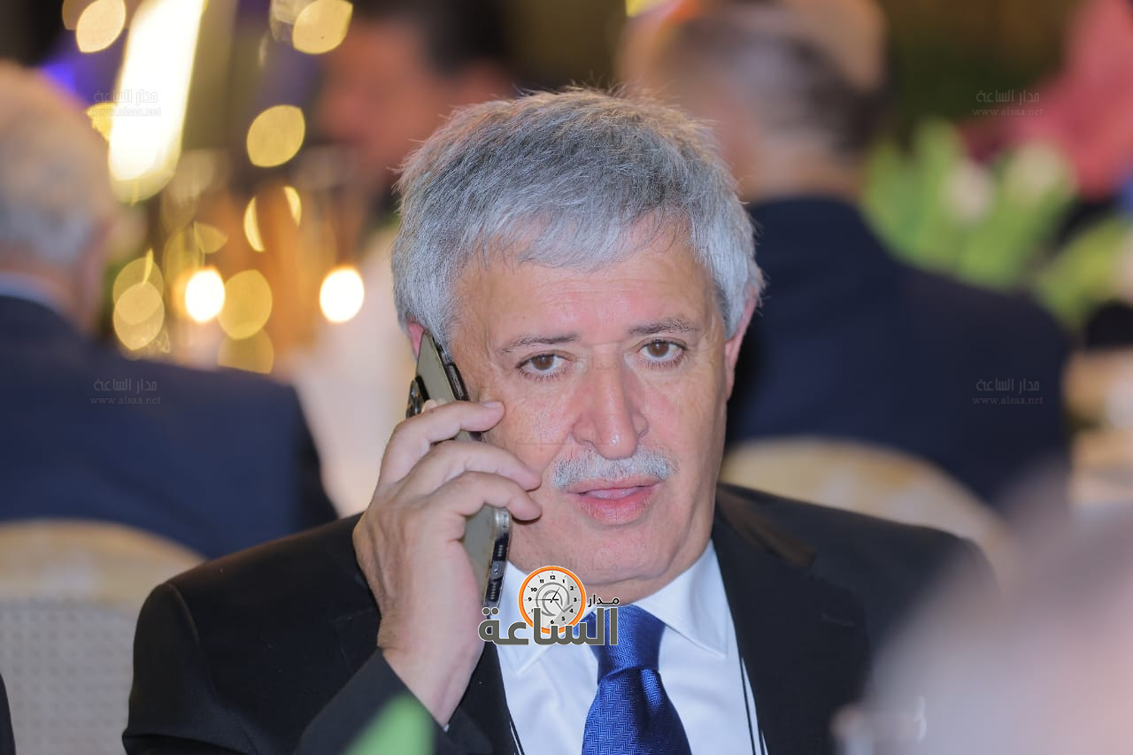 Madar Al-Saa Images 0.0668687678816361