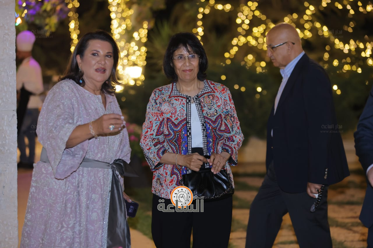 Madar Al-Saa Images 0.3577612263475022