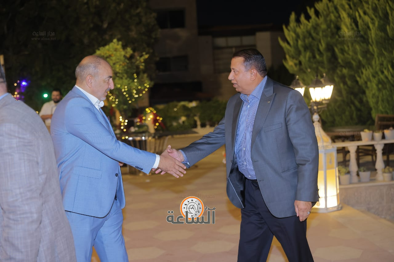 Madar Al-Saa Images 0.8398850576800985