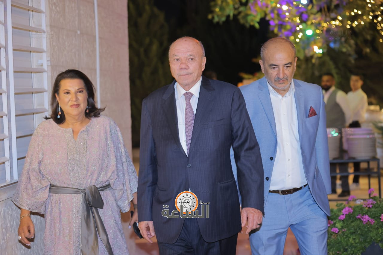 Madar Al-Saa Images 0.602382615505441