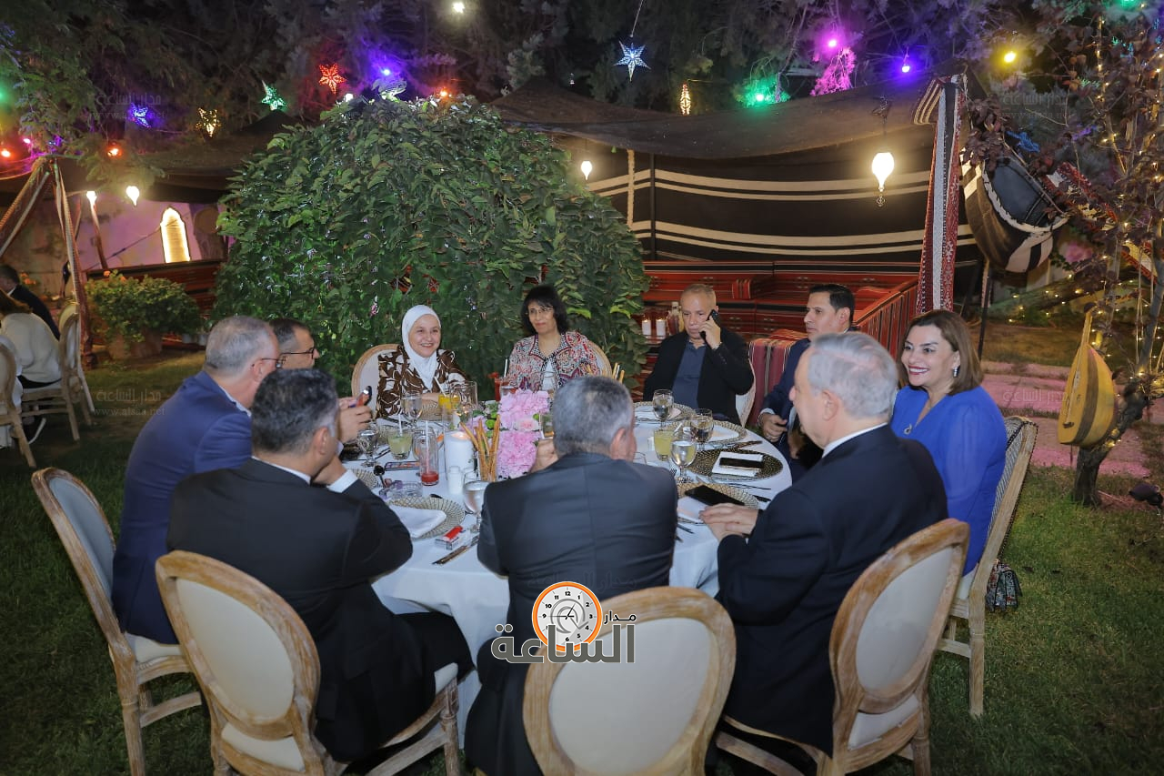 Madar Al-Saa Images 0.08069506339354637