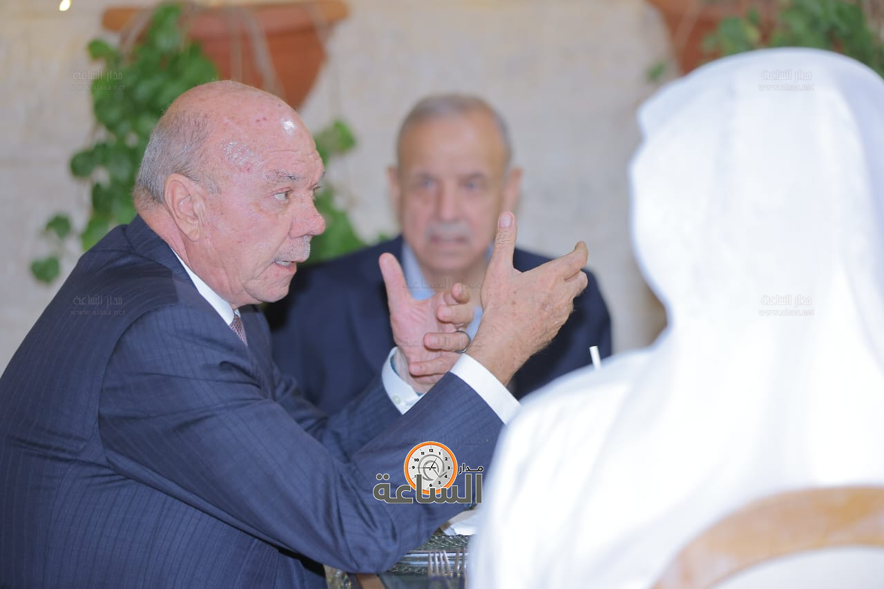 Madar Al-Saa Images 0.529169783002579