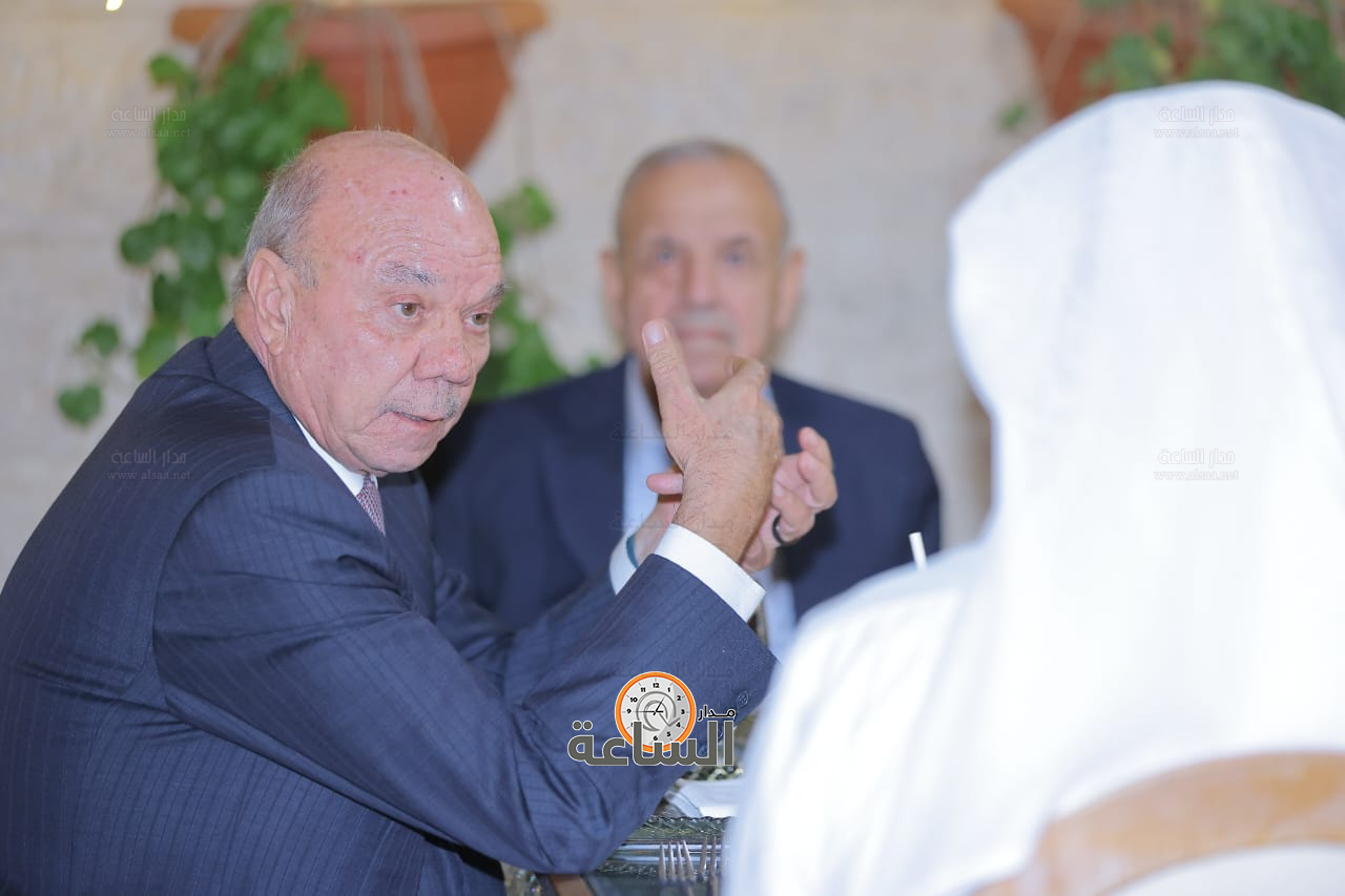 Madar Al-Saa Images 0.5517679123216608