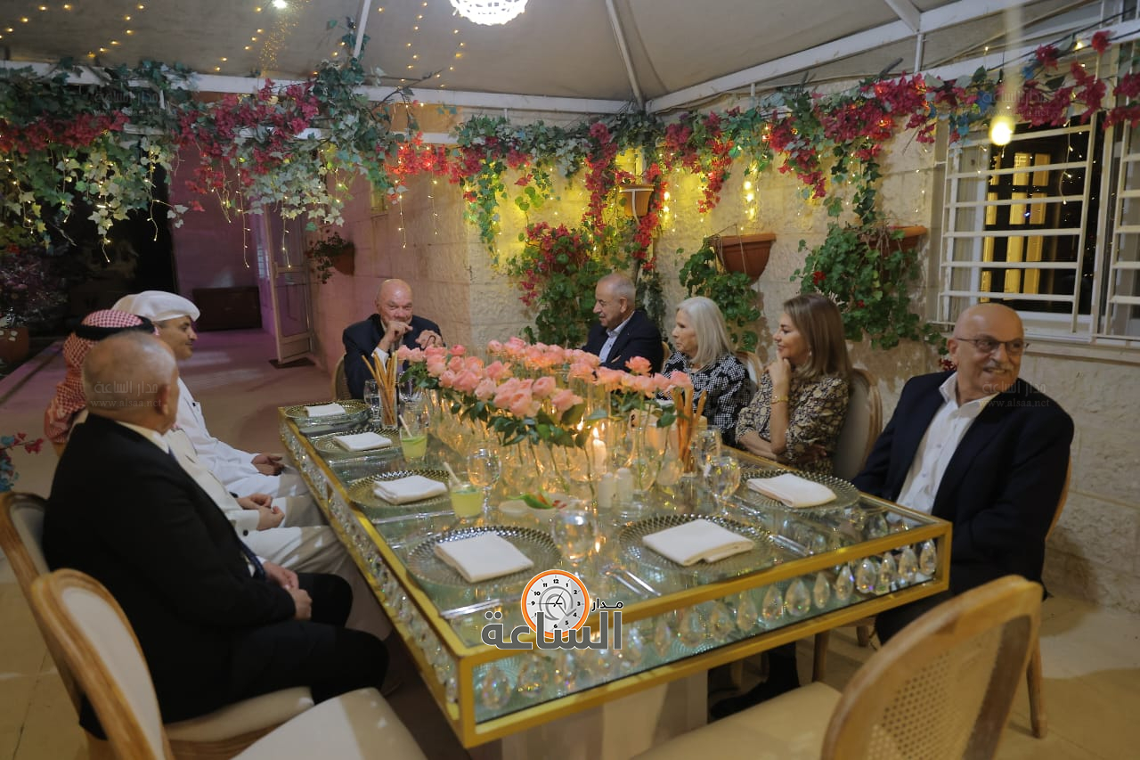 Madar Al-Saa Images 0.6859128126084526