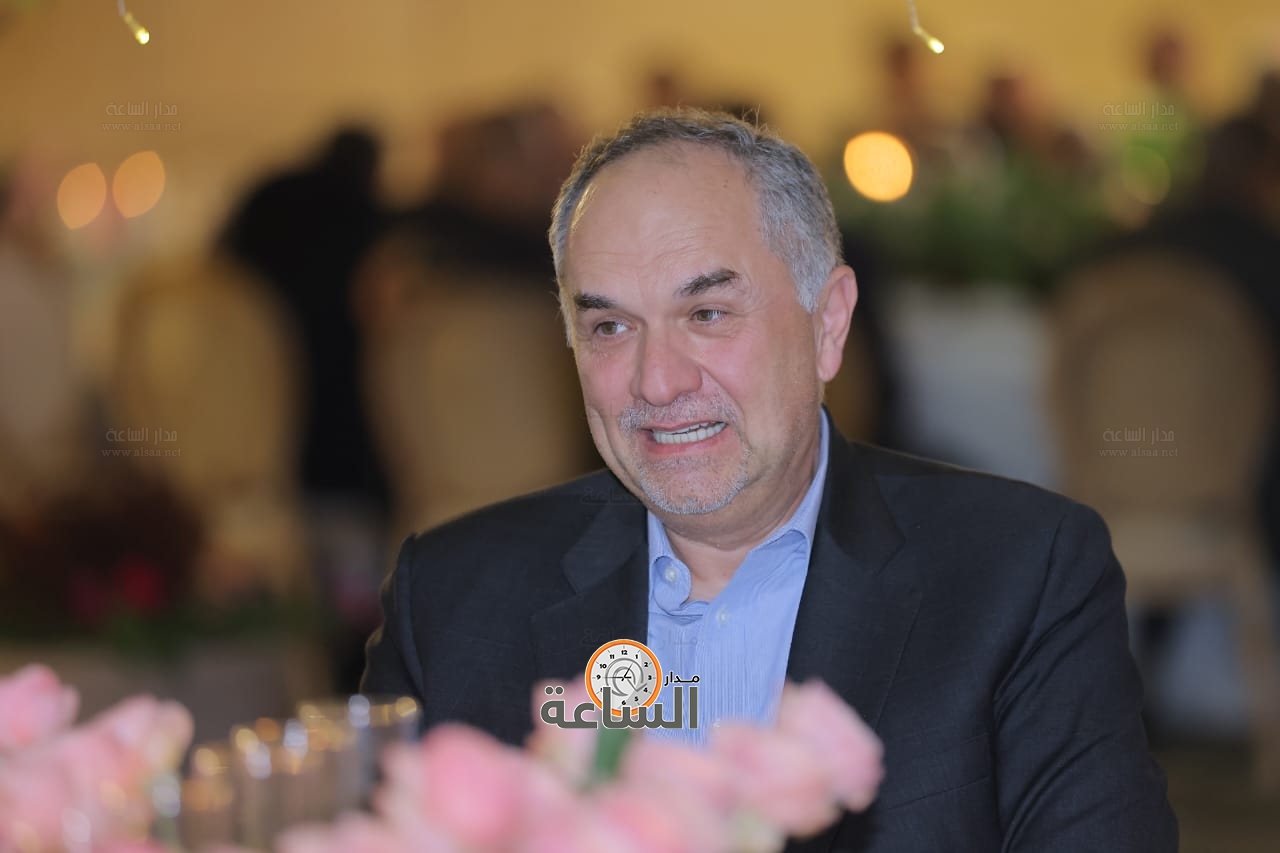 Madar Al-Saa Images 0.916513447383091