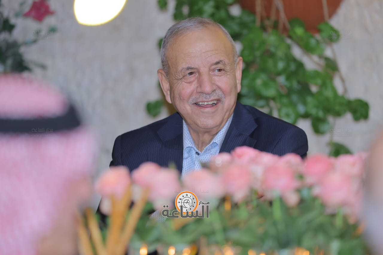 Madar Al-Saa Images 0.7500450931255872