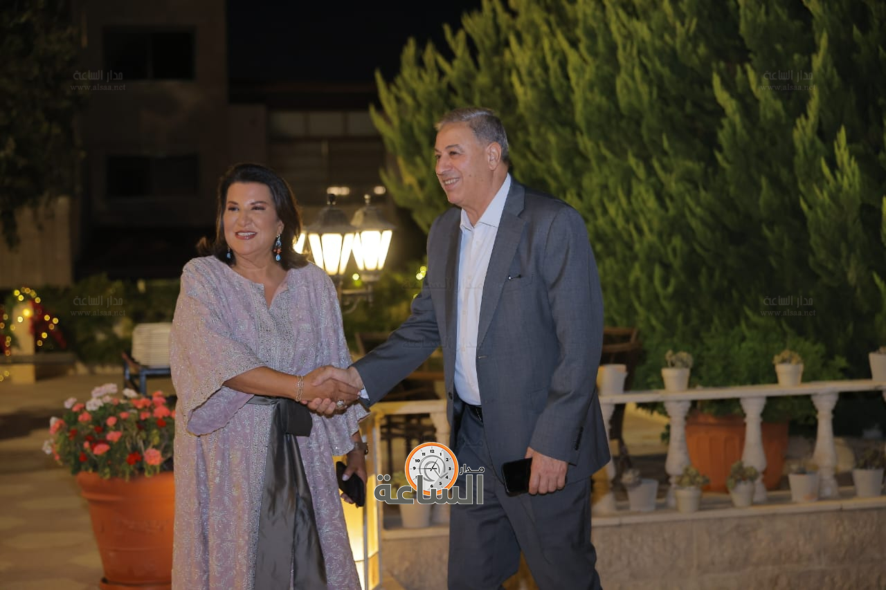 Madar Al-Saa Images 0.7071061885736138