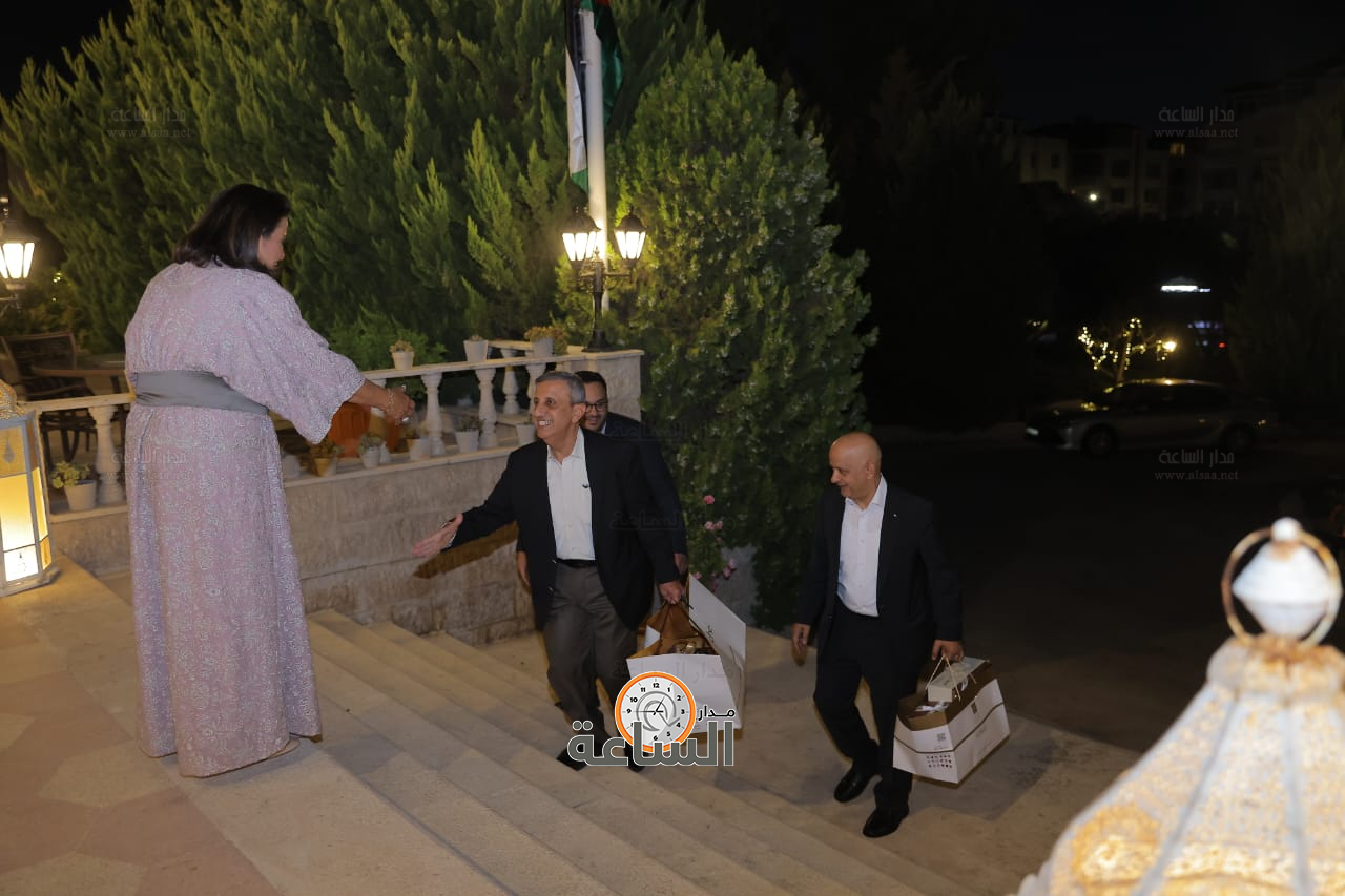 Madar Al-Saa Images 0.6345741592954333