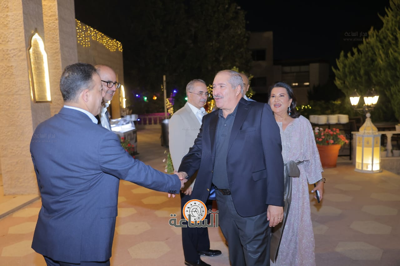 Madar Al-Saa Images 0.37110892028142173