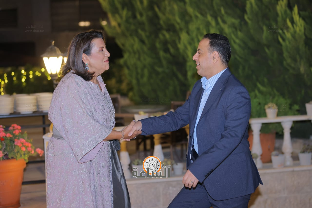 Madar Al-Saa Images 0.06867532392936981