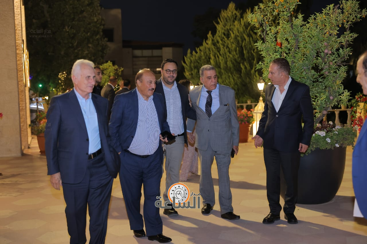 Madar Al-Saa Images 0.7149662364396794