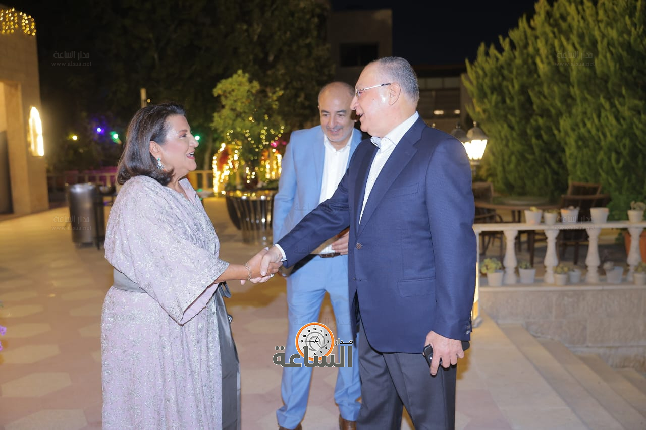 Madar Al-Saa Images 0.14981505698034725