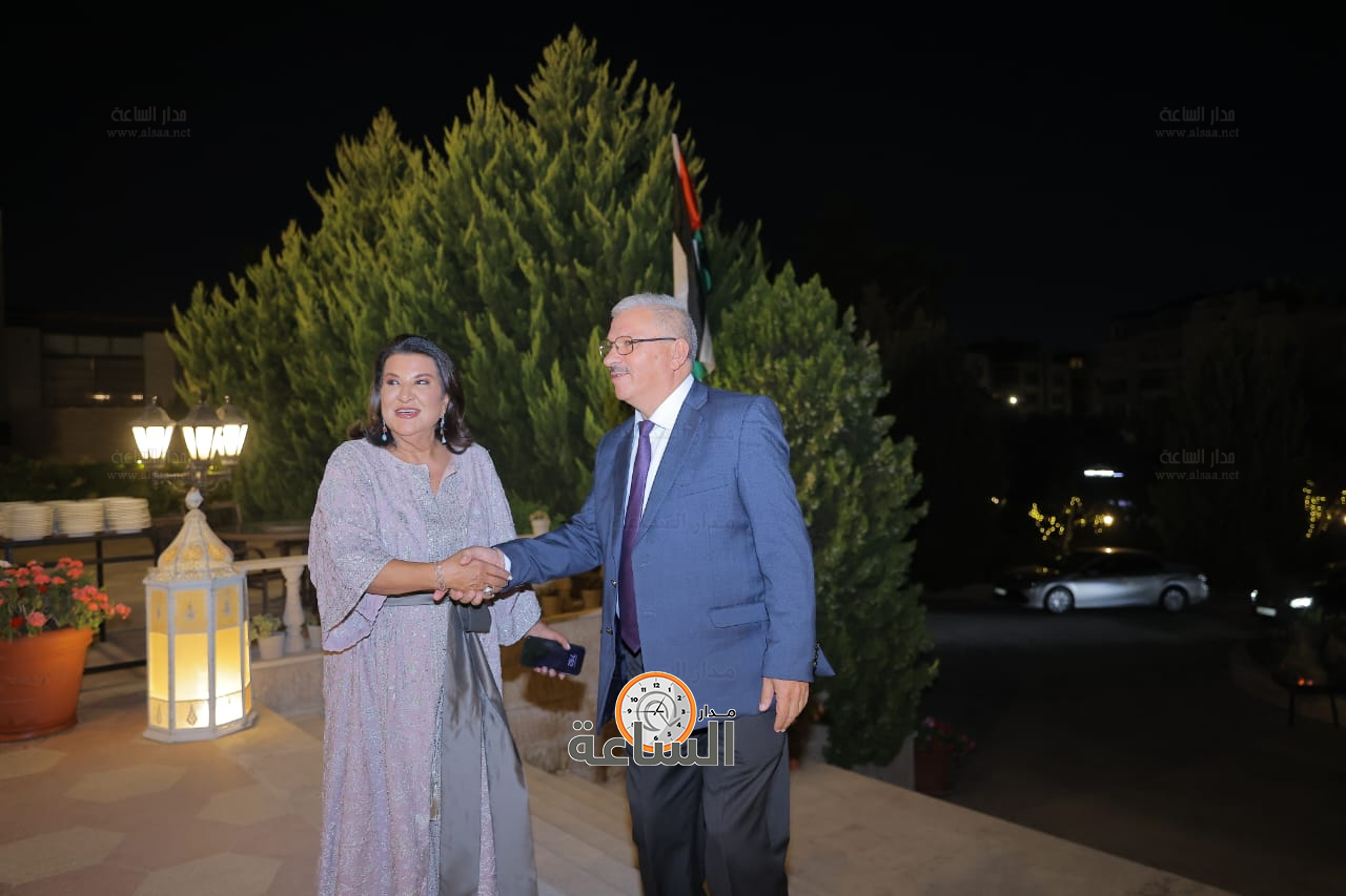 Madar Al-Saa Images 0.9126880395886201