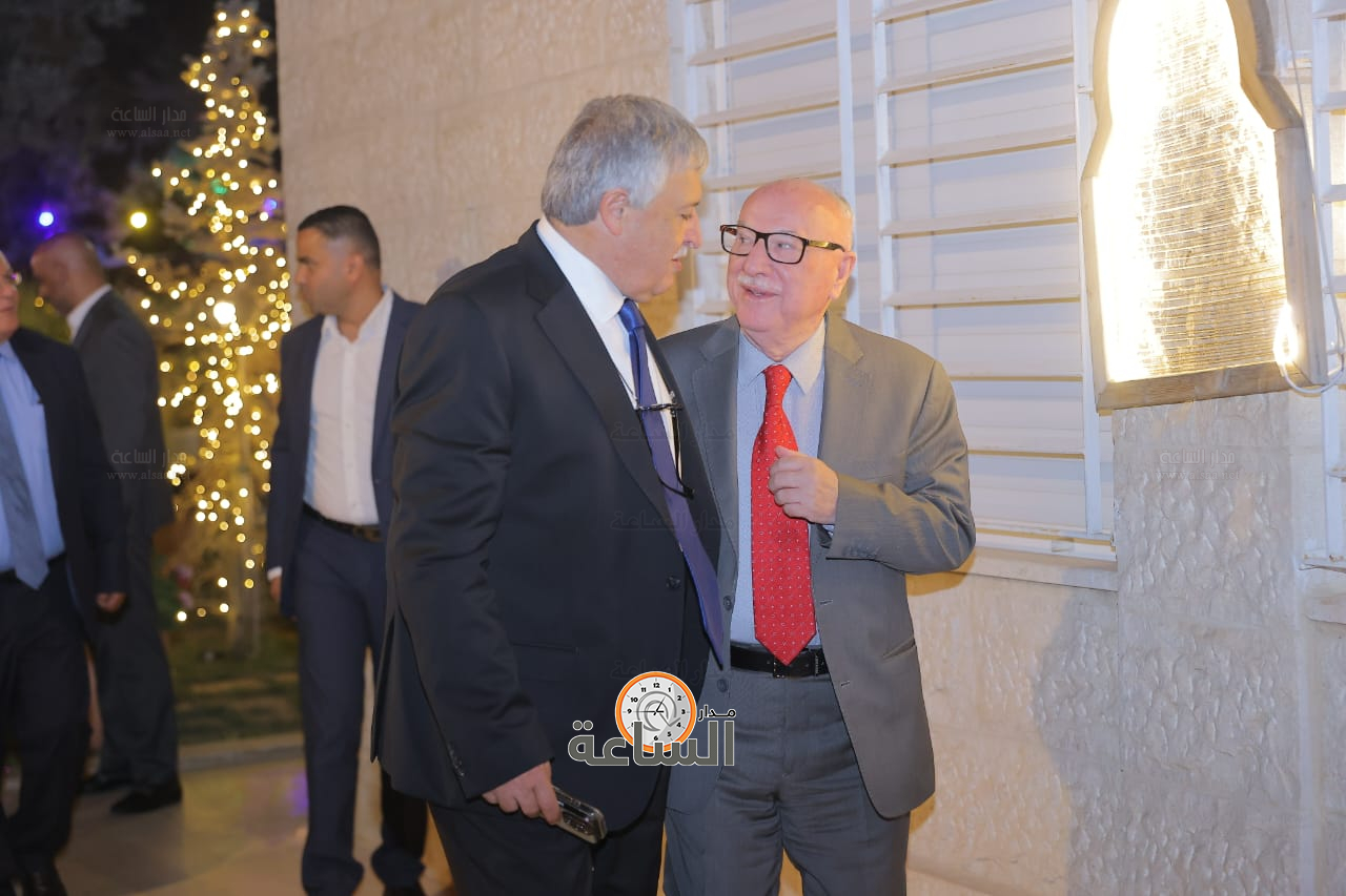 Madar Al-Saa Images 0.6975272428889687