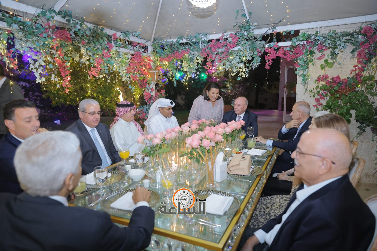 Madar Al-Saa Images 0.4588336189438673