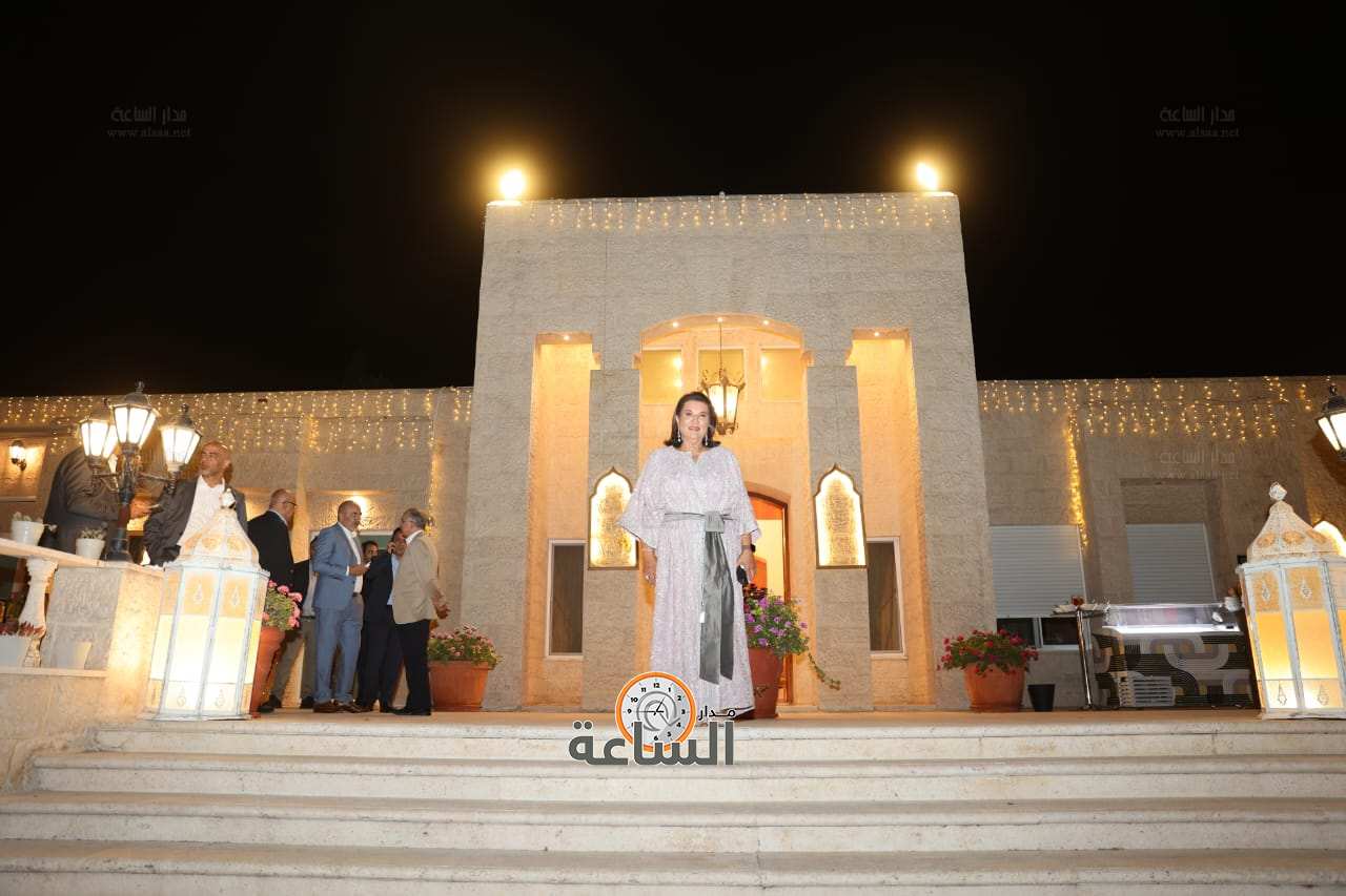 Madar Al-Saa Images 0.16266275026761323