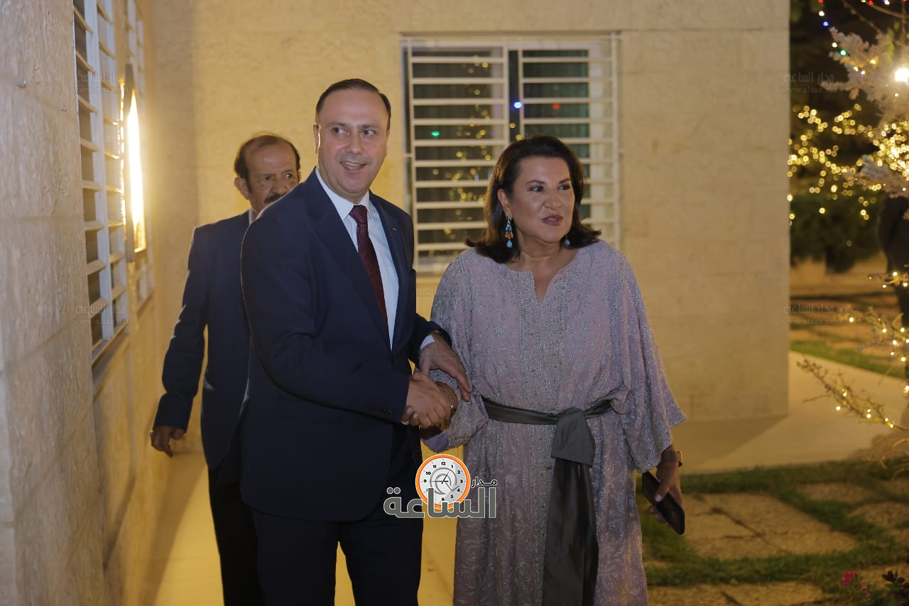 Madar Al-Saa Images 0.14591117452322688