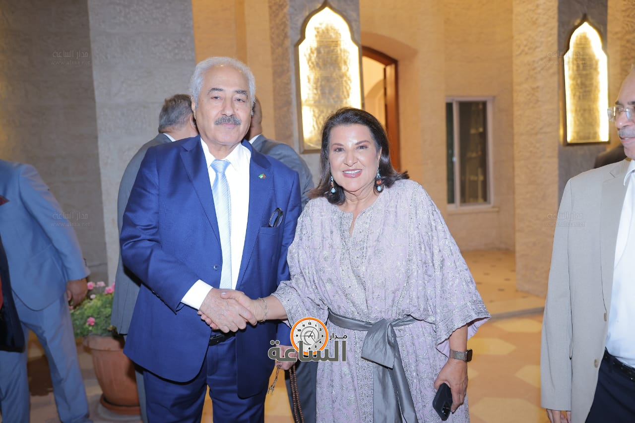 Madar Al-Saa Images 0.5392119489474799