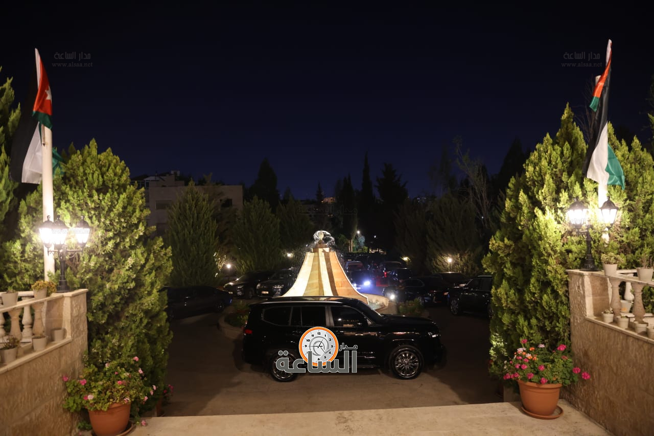 Madar Al-Saa Images 0.6018282223952279