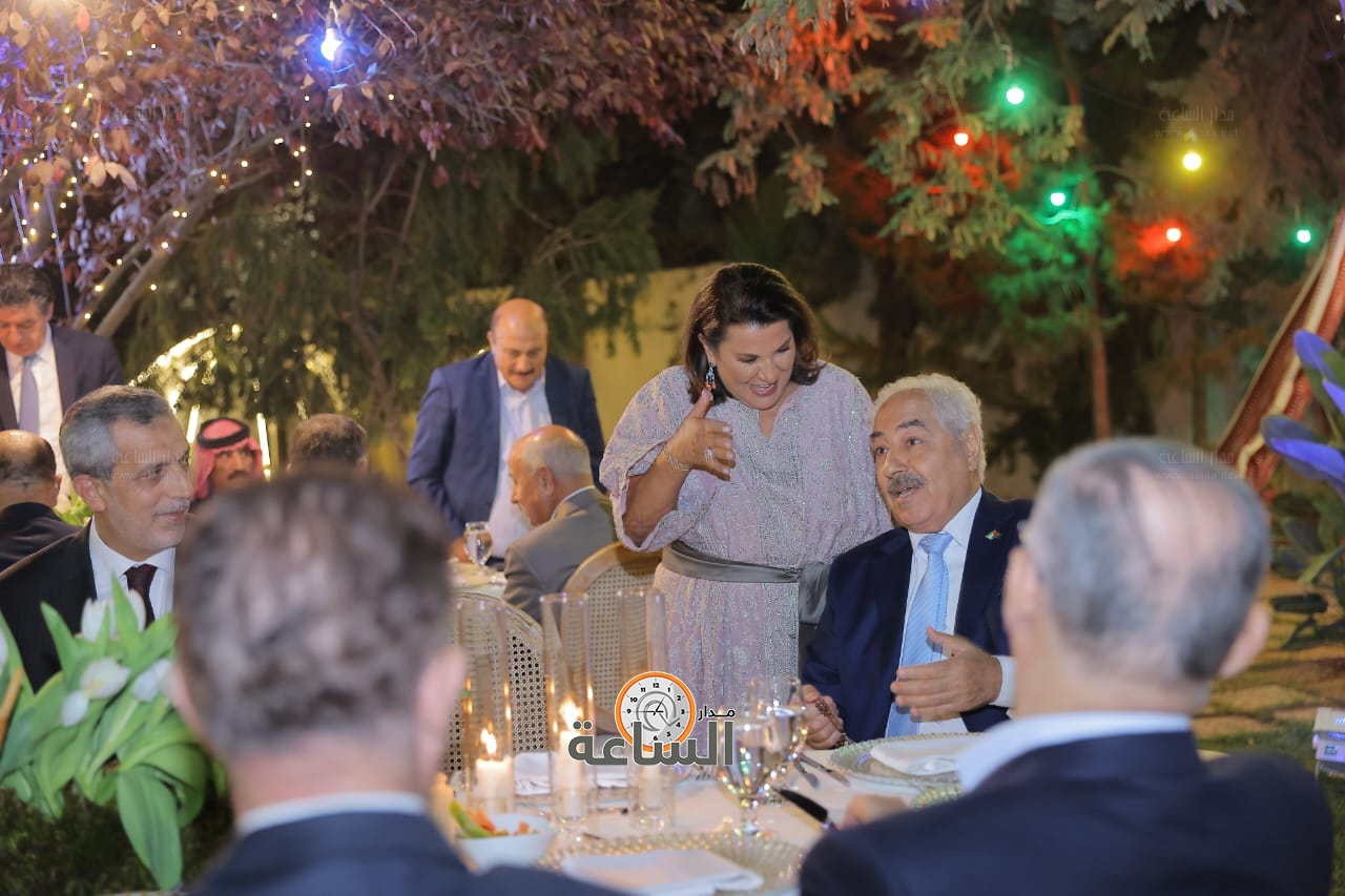 Madar Al-Saa Images 0.6861656375414105