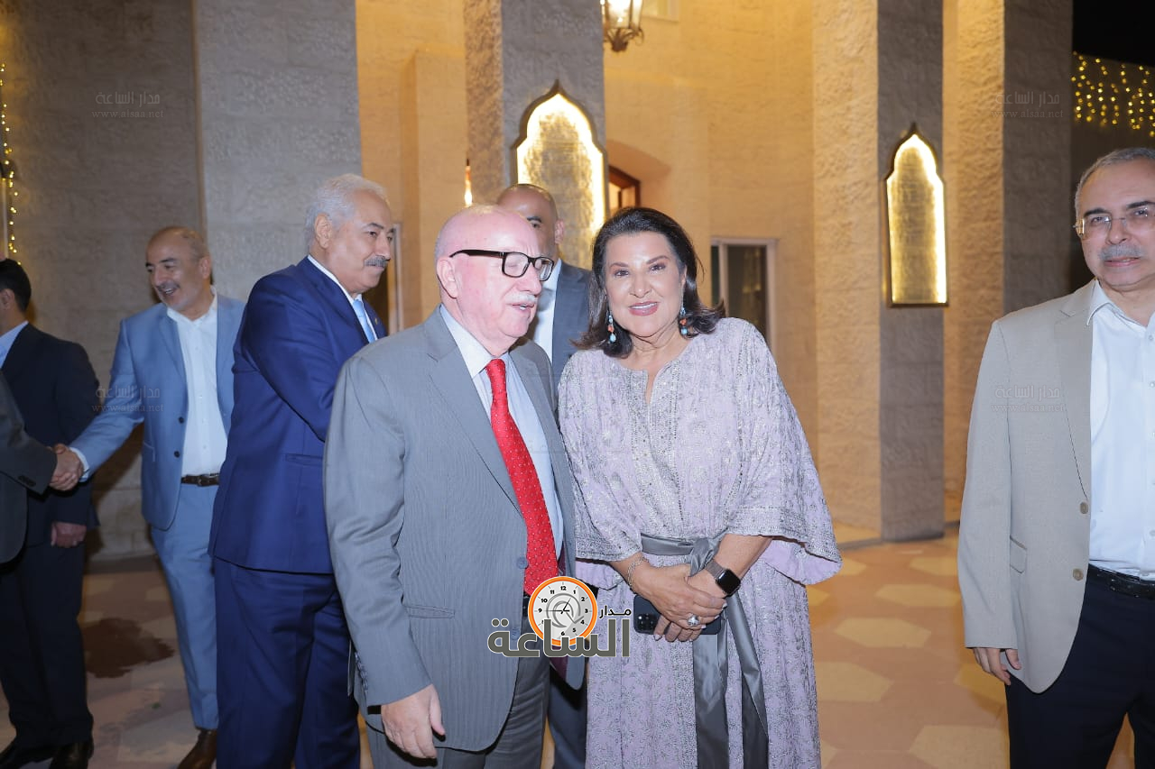 Madar Al-Saa Images 0.4152766632204413