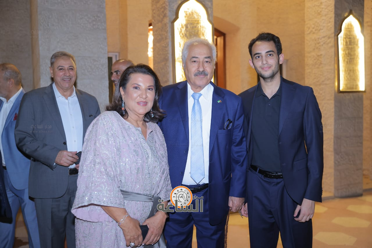 Madar Al-Saa Images 0.9213396180439141