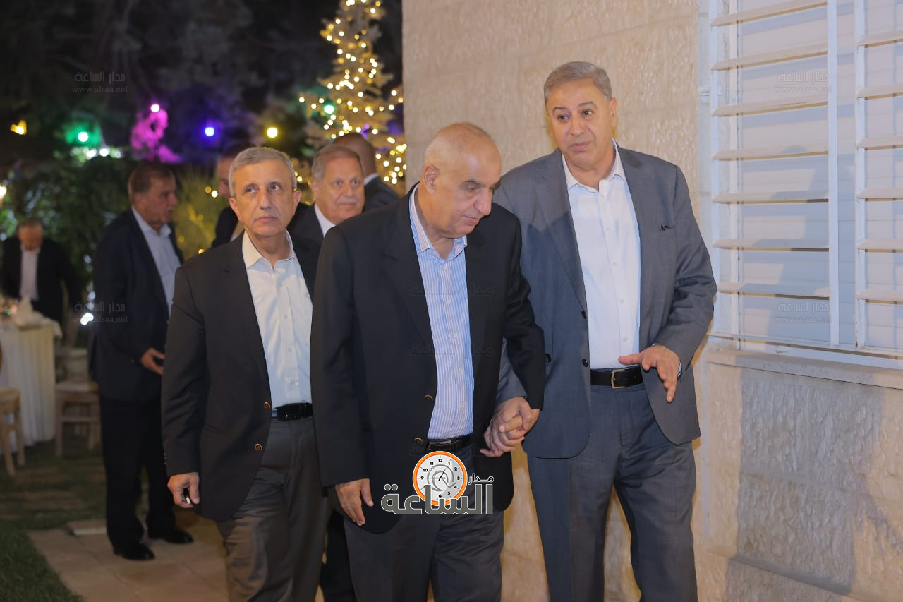 Madar Al-Saa Images 0.10834346393558936