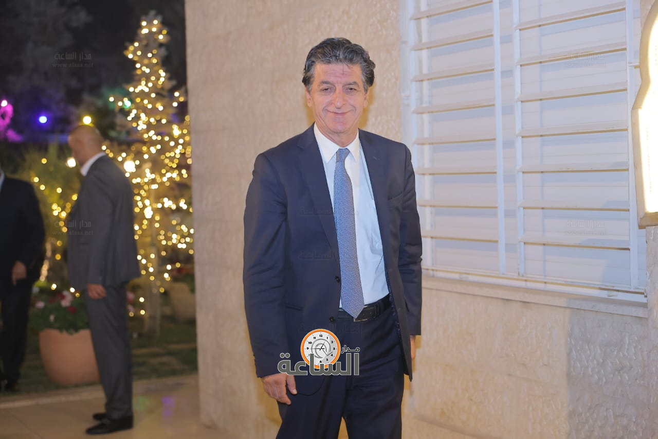 Madar Al-Saa Images 0.7575101090993903