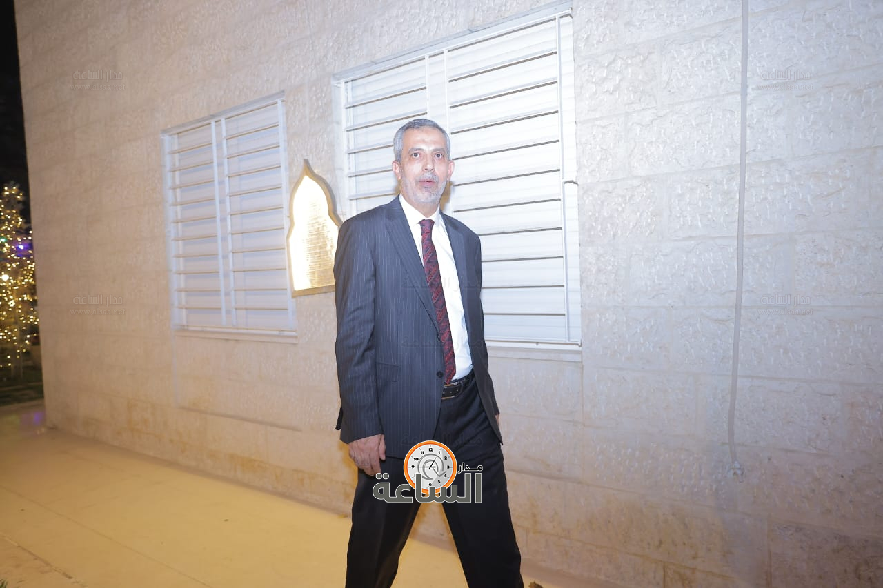 Madar Al-Saa Images 0.383111666546898