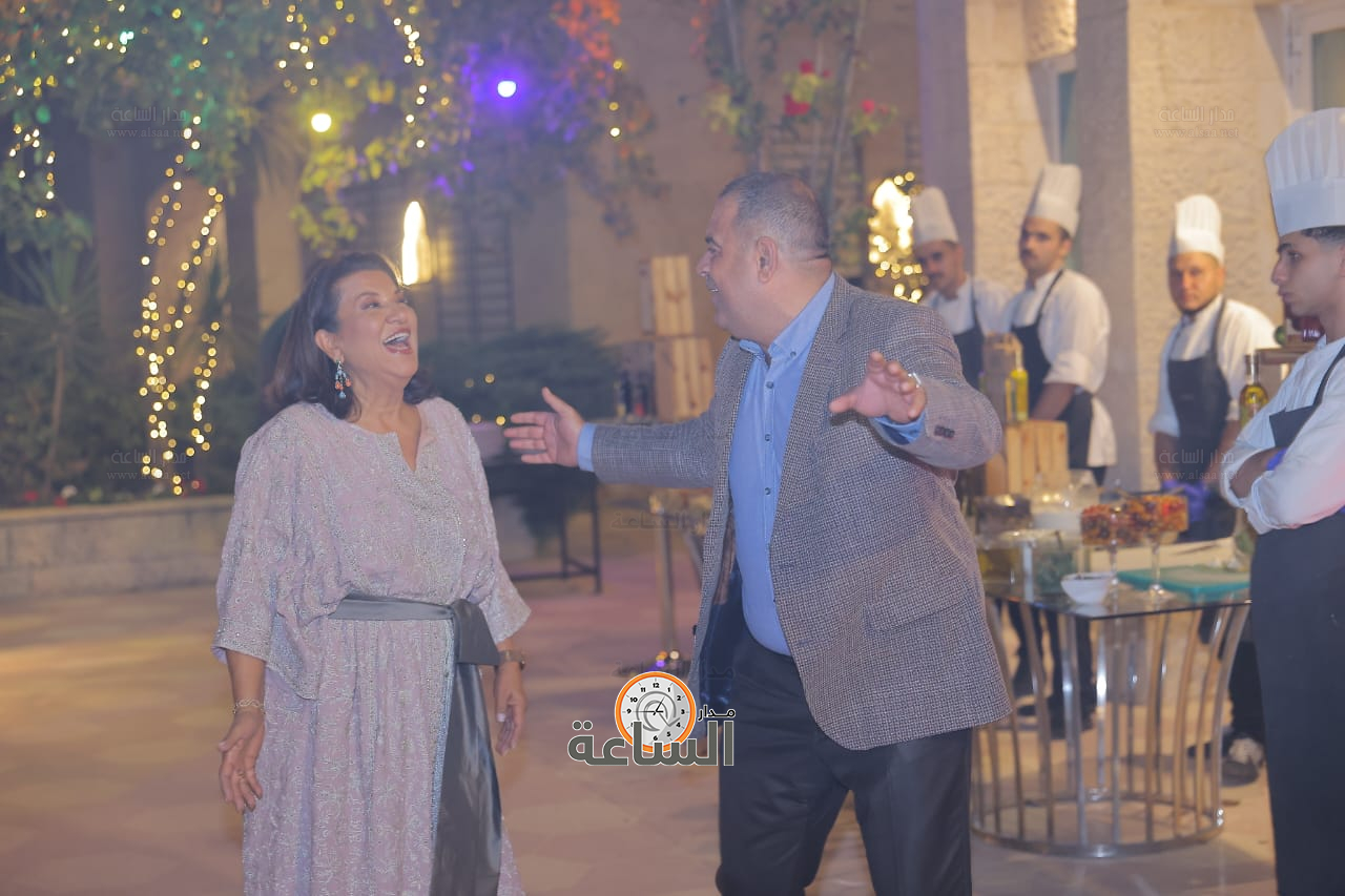 Madar Al-Saa Images 0.04450310335227159