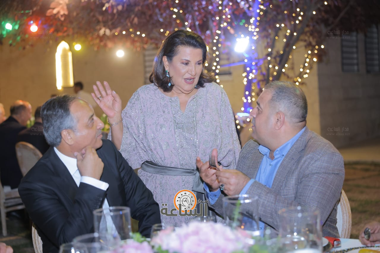 Madar Al-Saa Images 0.1185940202999285