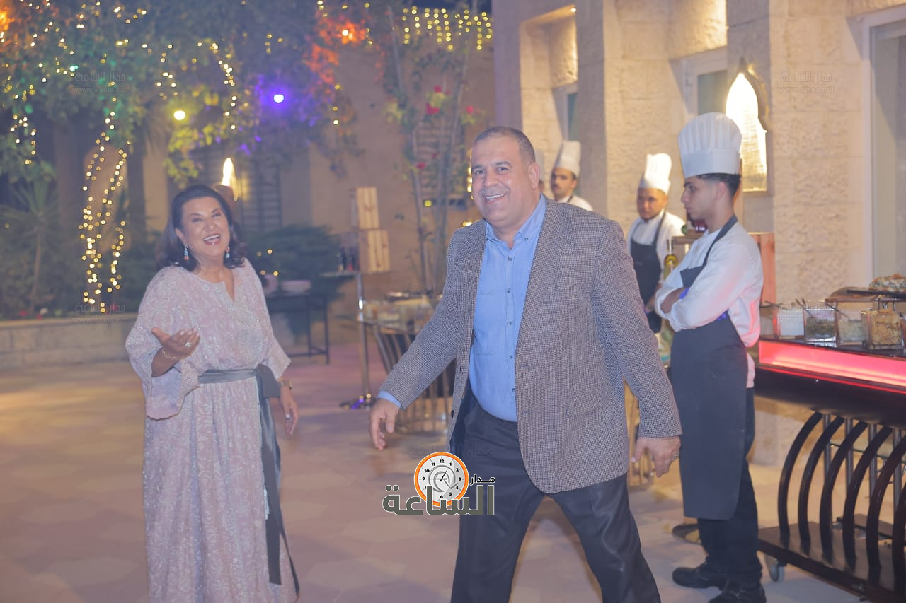 Madar Al-Saa Images 0.7188873929501597